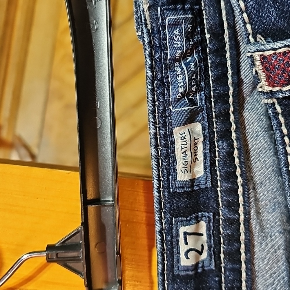 Miss Me Embellished Denim Shorts - Picture 5 of 7